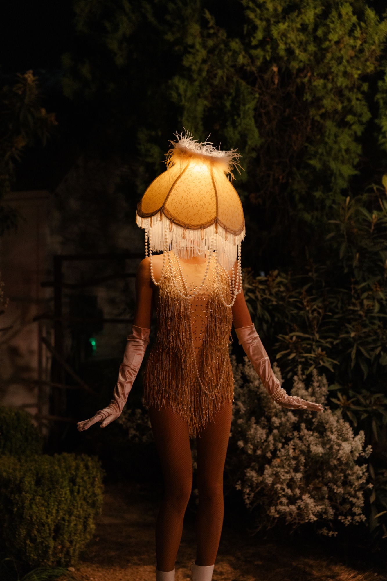 Lamp Lady golden